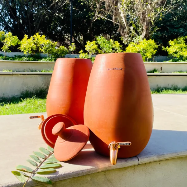 earthen water pot wih metal tap (egg shaped)