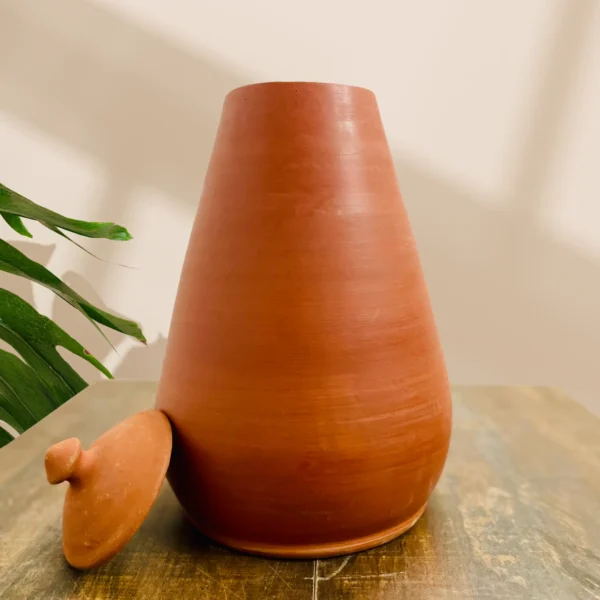 egg shape water pot egg shape water pot